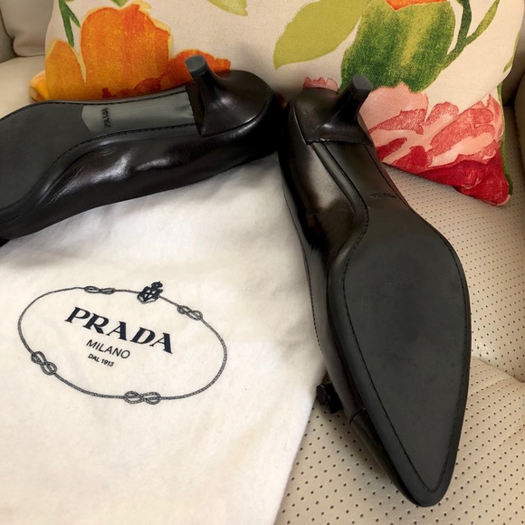 Today Sale✨Authentic Prada ✔️❤️ - Picture 3 of 4